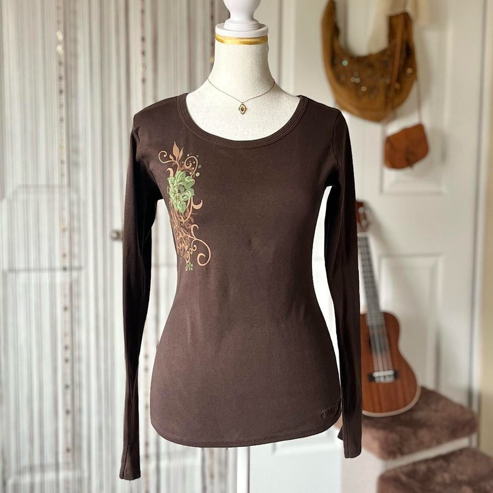 crazy shirts brown long sleeve top with floral motif